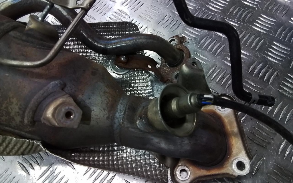 фото №4, Yaris iv 1.5 cross катализатор коллектор