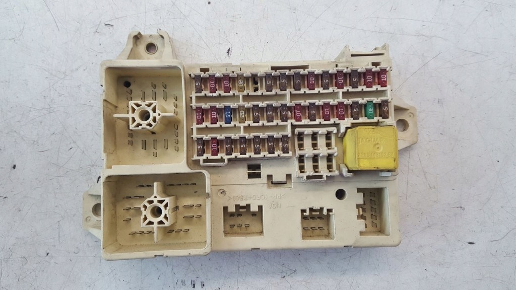 фото №1, Коробка запобіжників jaguar stype