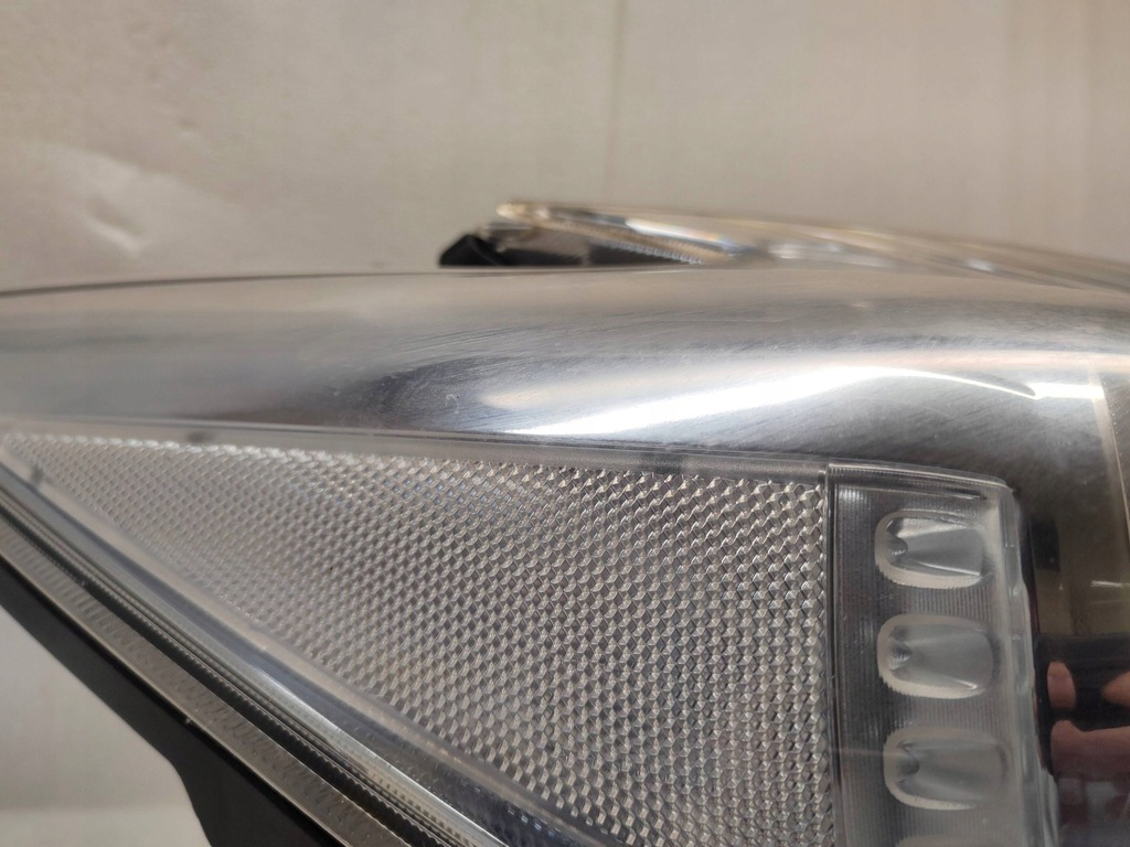 фото №6, Toyota prius iii линза zw перед сторона правая koito 47-31