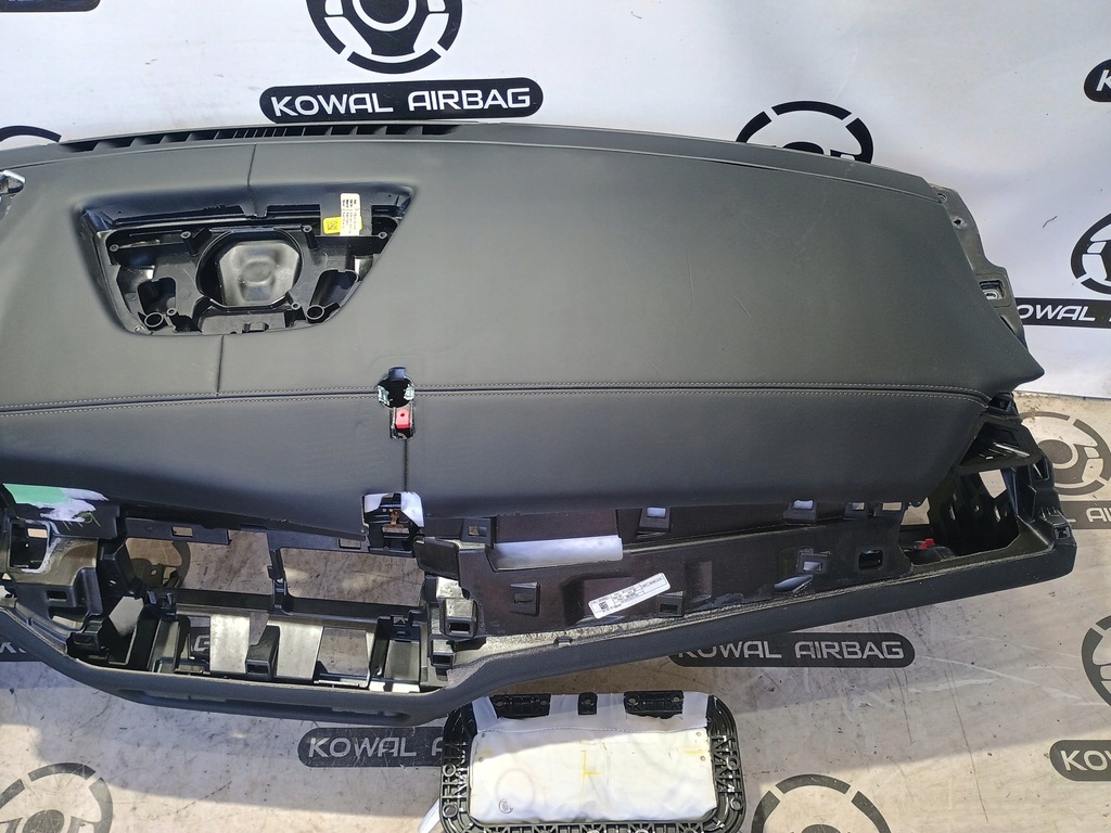 фото №5, Bmw x5 g05 x6 g06 x7 g07 lci lift гладка панель приладів консоль подушка безпеки ремені оригінал