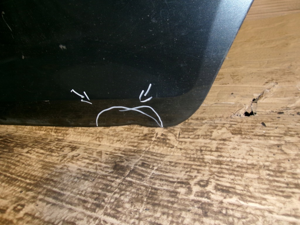 Дверь левая задний skoda rapid 2015r 1.2tsi седан Недорого