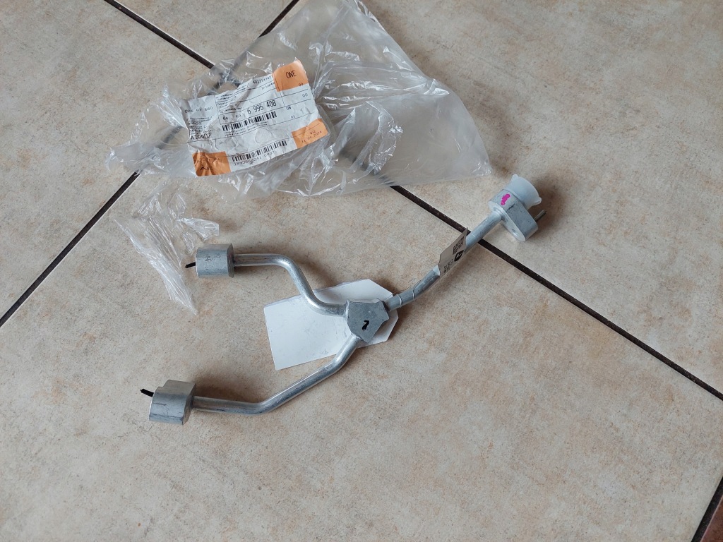 фото №1, Шланг кондиционера - bmw x5 g05 - новый