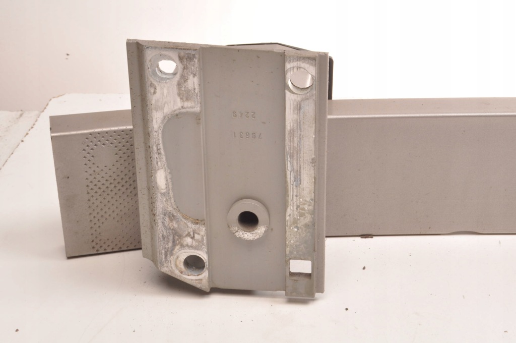 Volvo xc90 балка бампера задня задня pod бампер 31698774 31407791 31407790 Зі Шроту