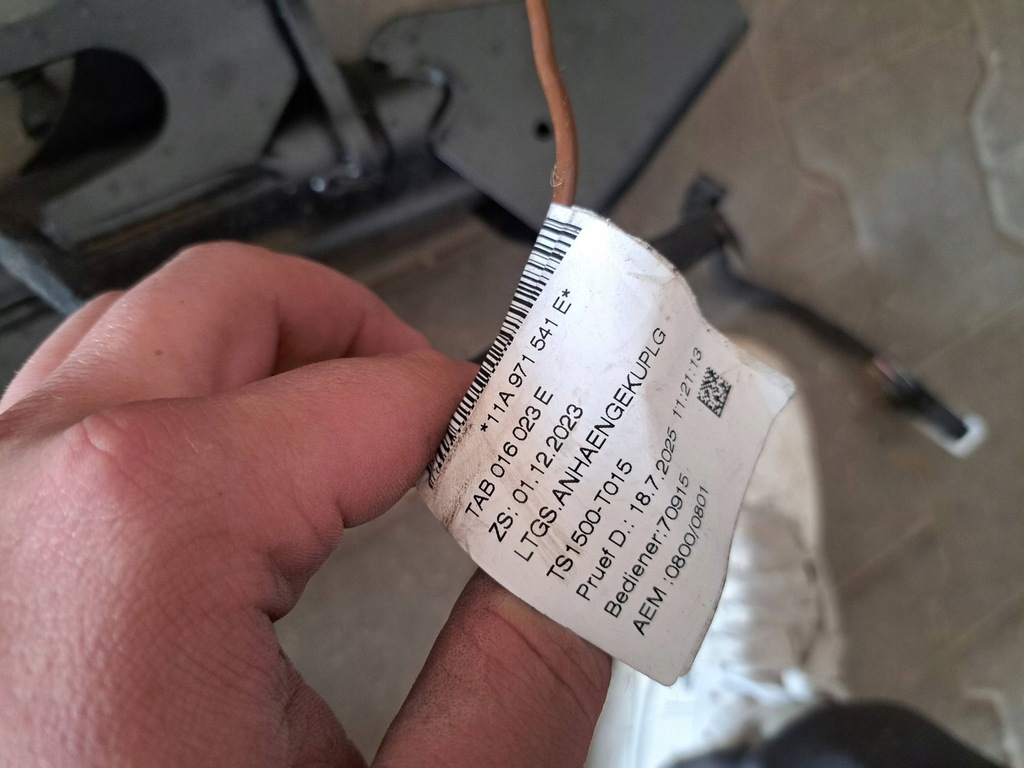 фото №7, Hak буксирувальний задня vw volkswagen id.4 11a971541e