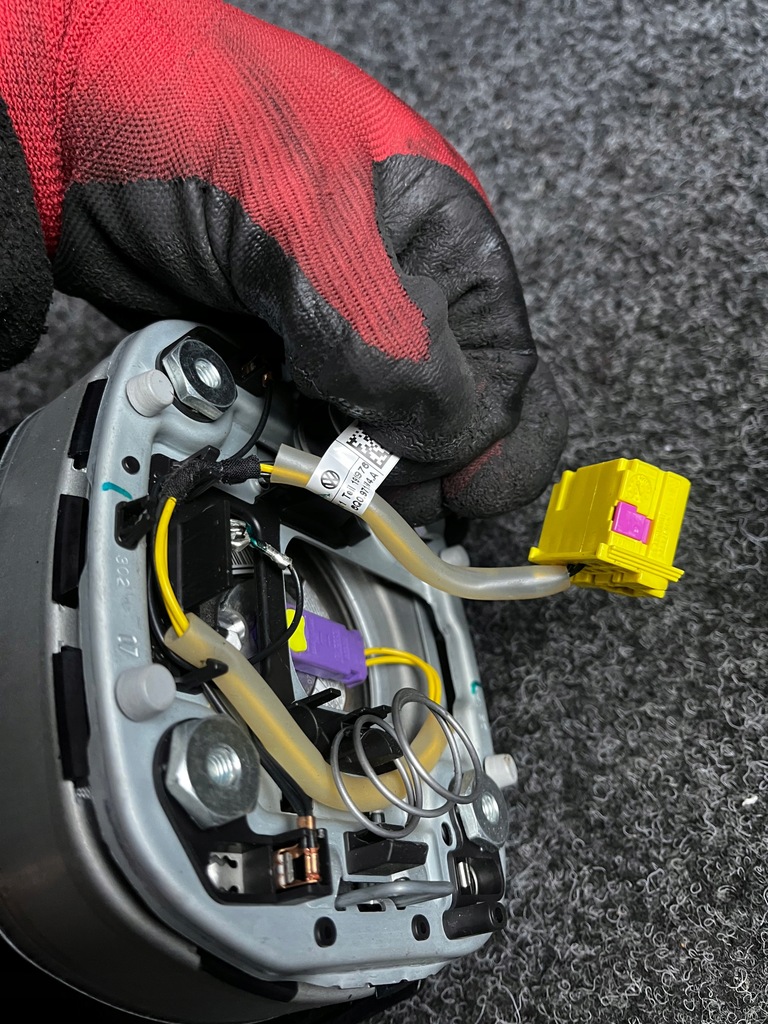 фото №8, Комплект подушек air bag ремни безопасности skoda roomster 5j1880202a