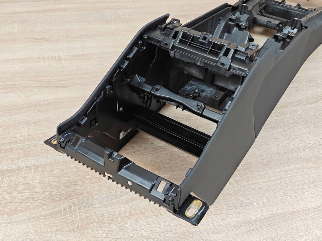 Туннель средний bmw 8 gran coupe g16 9865192 30km Киев