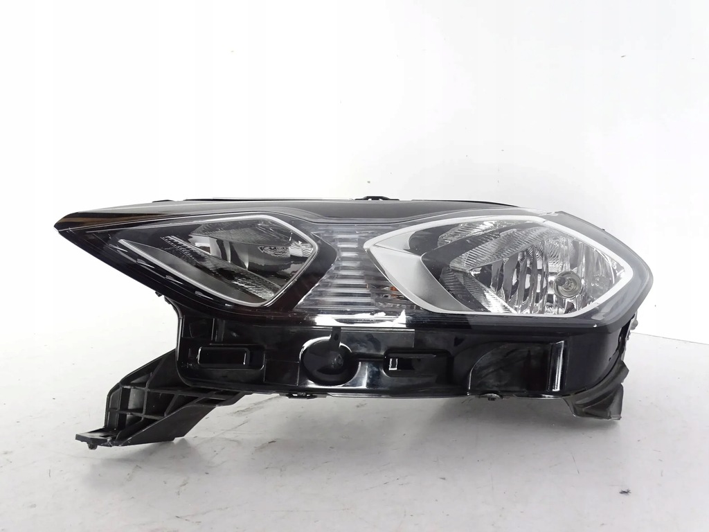 фото №1, Лампа citroen ds3 crossback оригинальный номер 9820840880