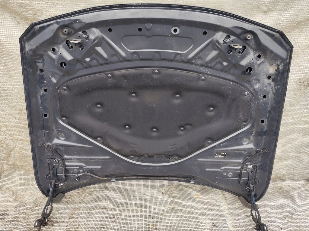 Bmw f30 f31 12-18 капот кришка двигуна чорна 475 чорний  sapphire Ціна