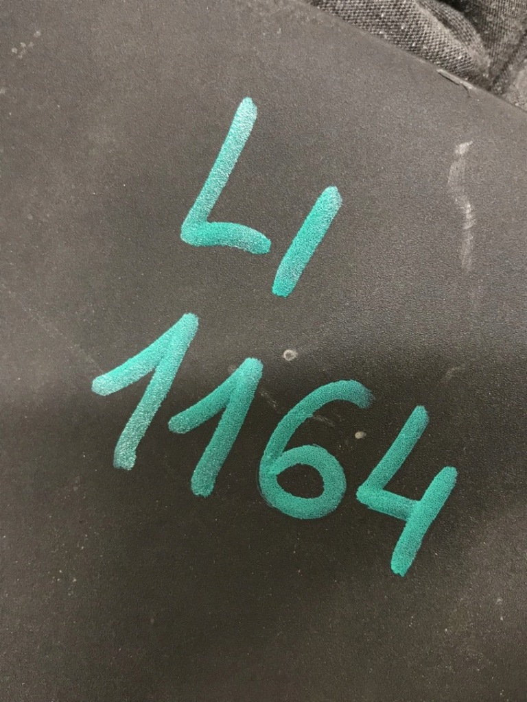 Tesla model x защита впуск воздуха 1047021-00-e Доставка