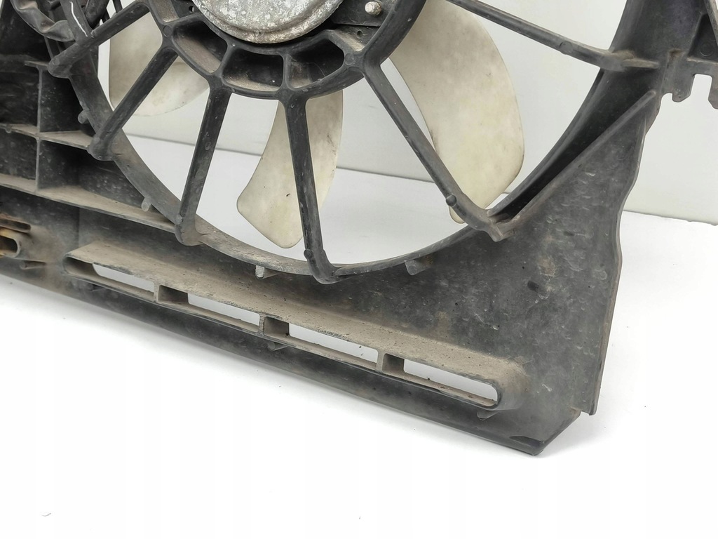 фото №10, Toyota avensis t250 2006 вентиляторы