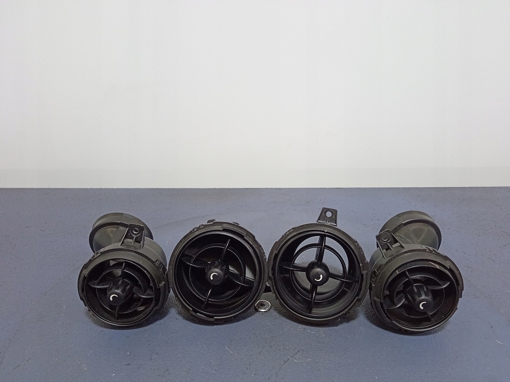 фото №1, Mini r55 r56 r57 решётки обдув панели консоли kpl