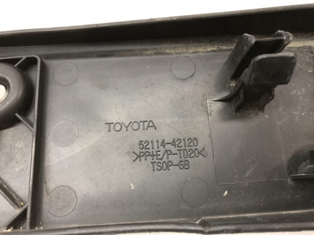 фото №8, Toyota rav4 iv lift 2015 підкладка номерного знака реєстраційний перед 52114-42120