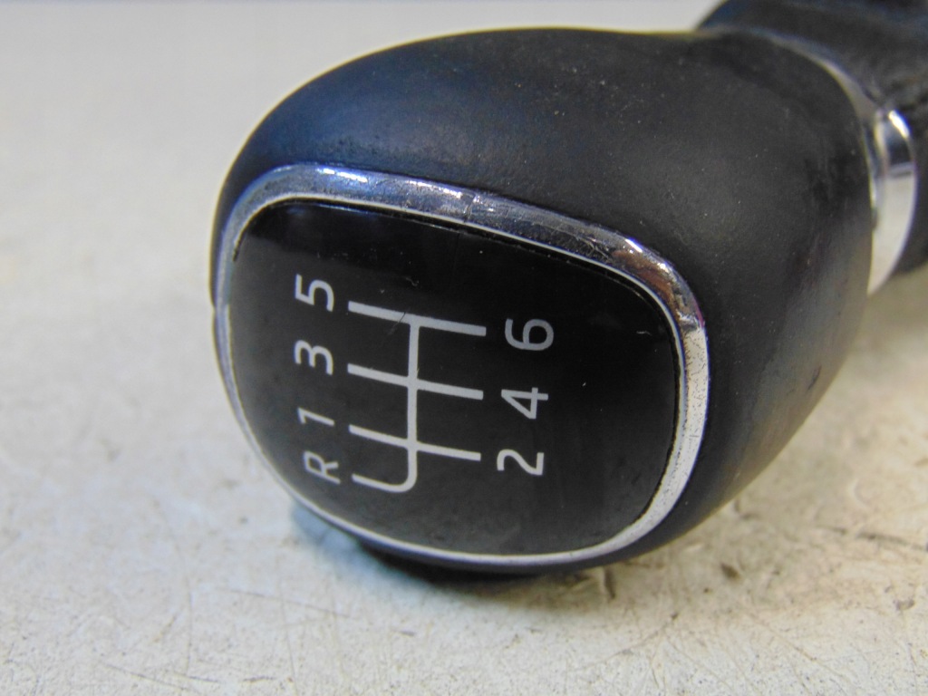 фото №8, Ручка переключения 6 передач skoda octavia iii 5e1711113