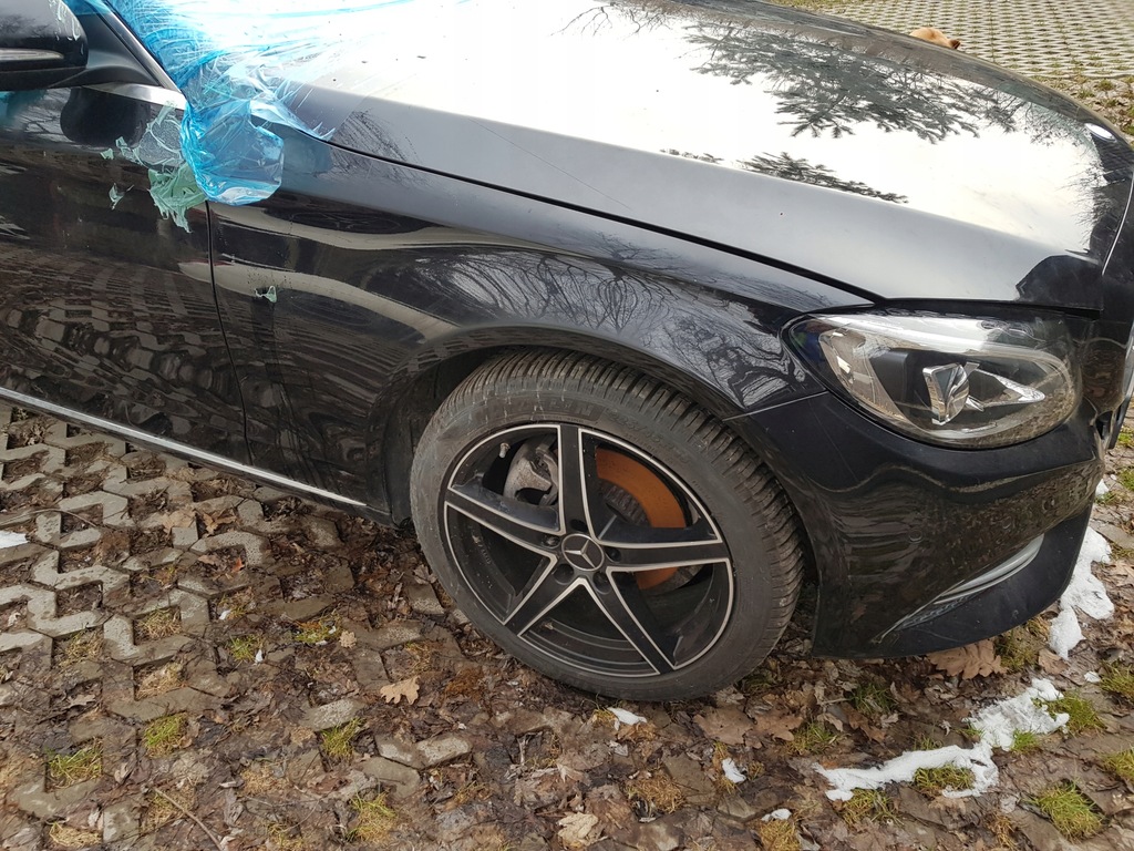 фото №7, Kompletny перед капот бампер лампа w205 цвет 197