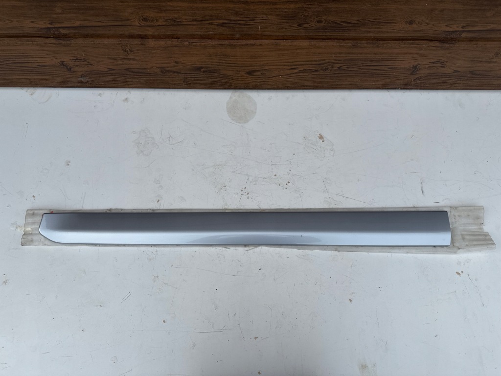 фото №1, Молдинг двері перед правий оригінальний номер mitsubishi outlander ii 2007-2012