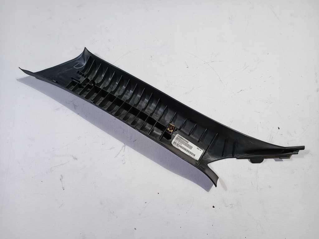 фото №5, Обшивка стойка a правое dodge challenger 2008-2014