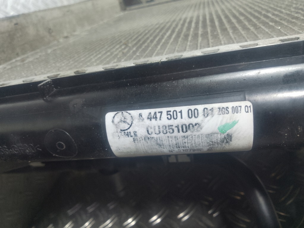 фото №6, Vito 447 15- радіатор комплект 2.2