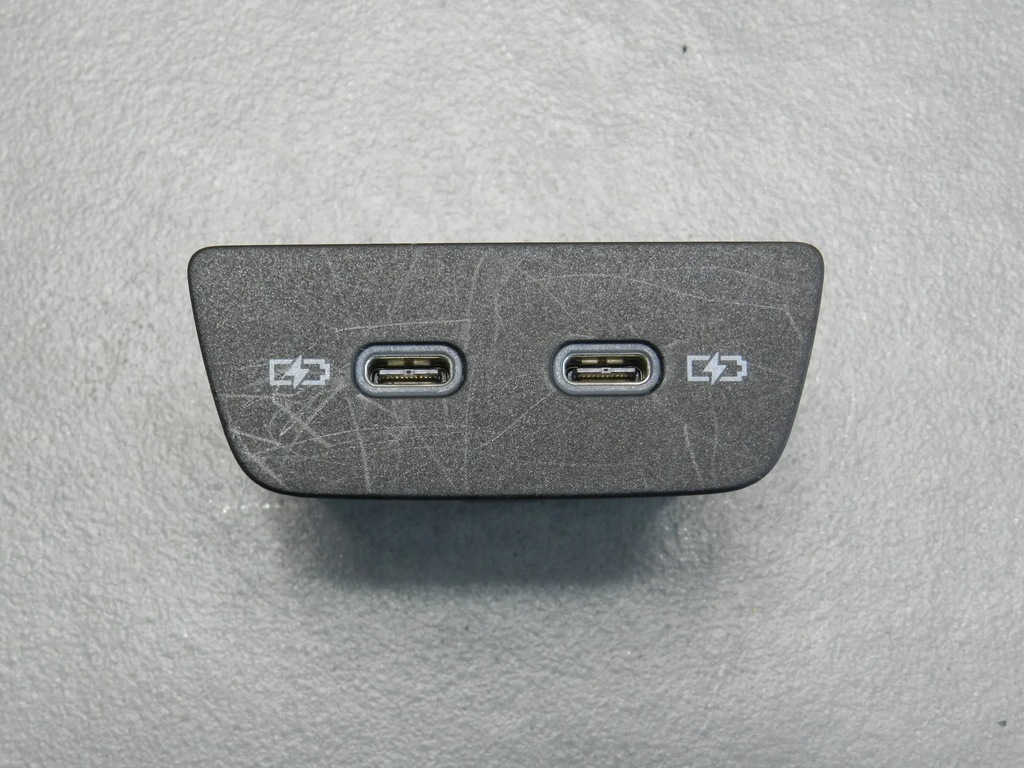 фото №1, Vw golf viii port usb 2g6035954