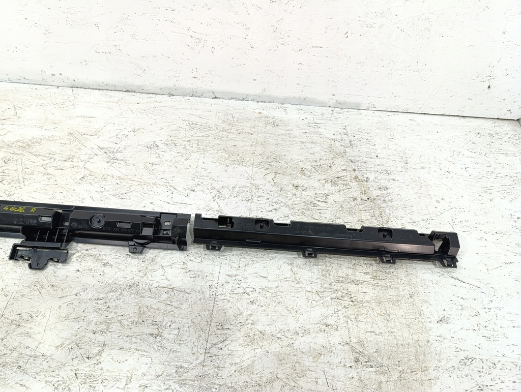 фото №4, Bmw 4 i4 g26 кронштейн накладки порога комплект правий r1 r2 r3 кронштейн напрямні