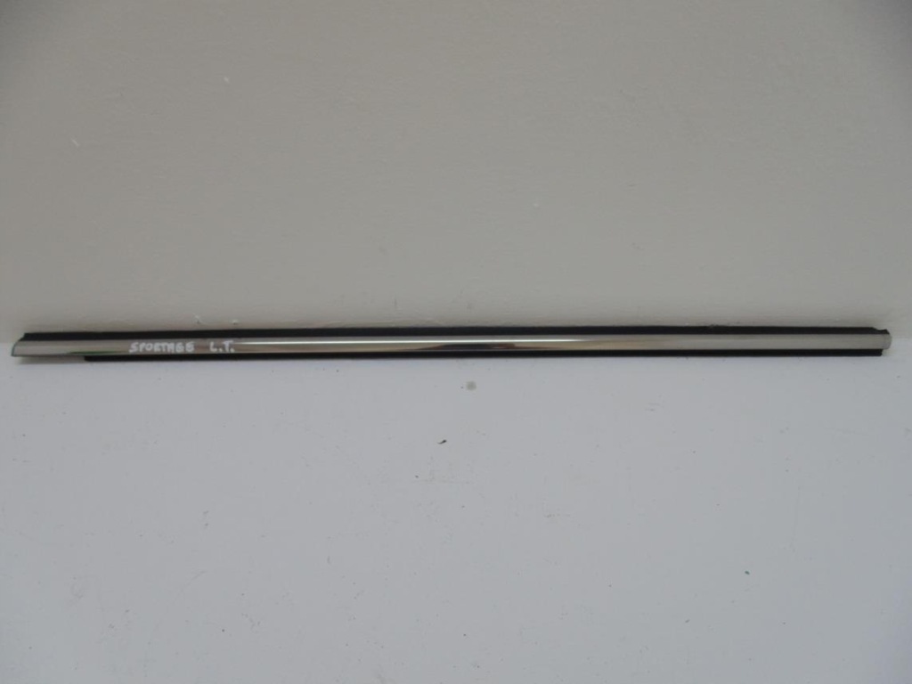 фото №1, Молдинг дверь левый задняя хром kia sportage iii 10-15