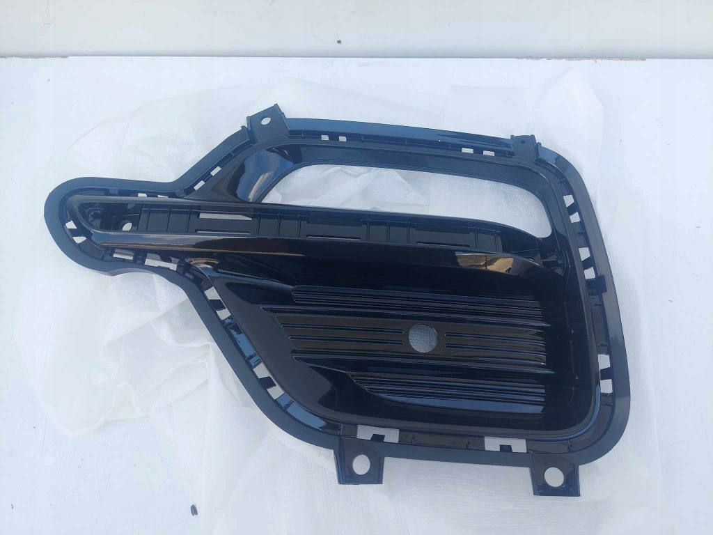 фото №1, Kia niro ev 16- решітка бампера права задня nowa оригінальний номер