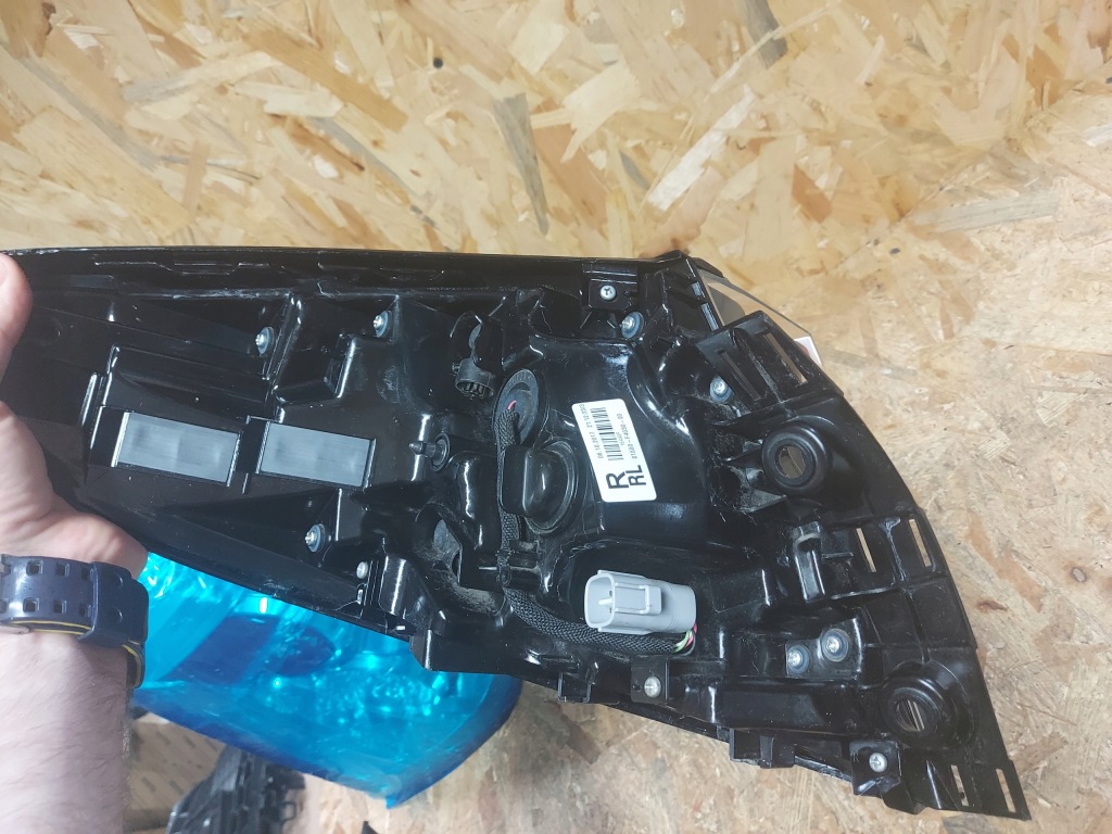 фото №2, Лампа правая правый задняя задняя toyota chr c-hr led
