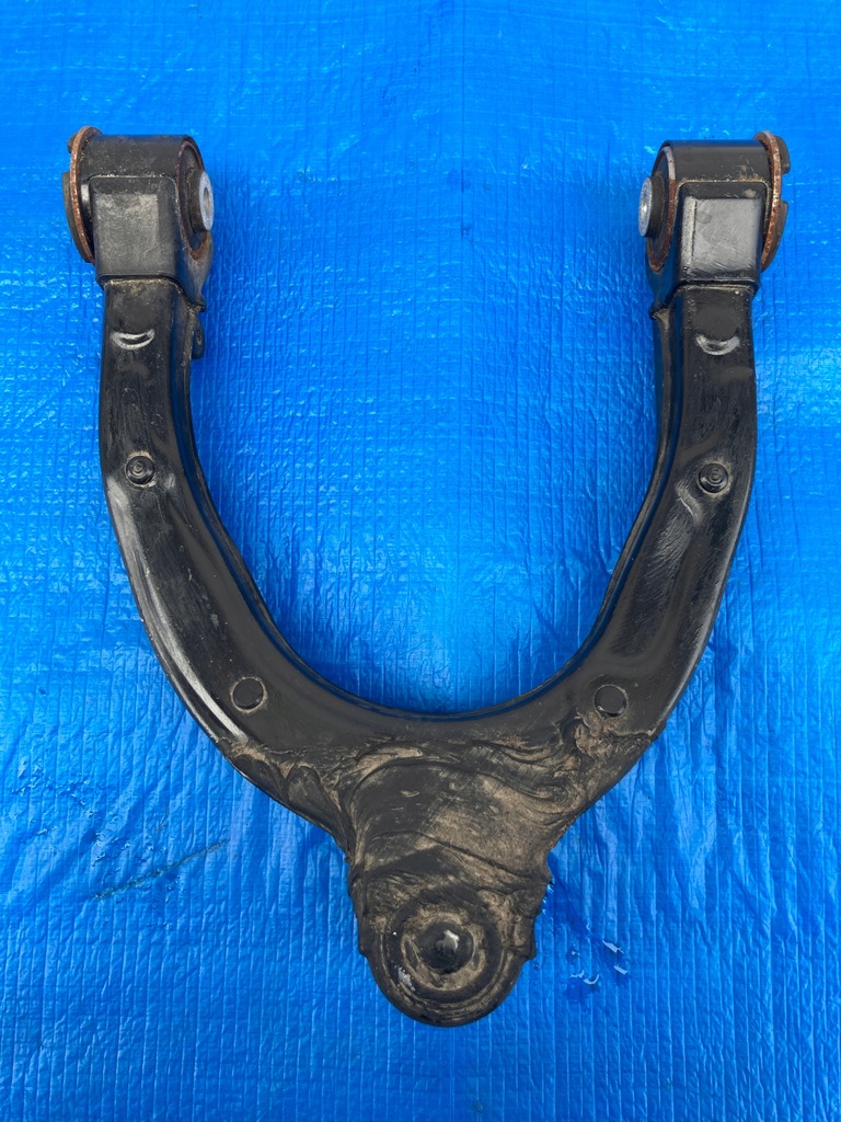 фото №1, Важіль лівий передній верхній tesla model 3