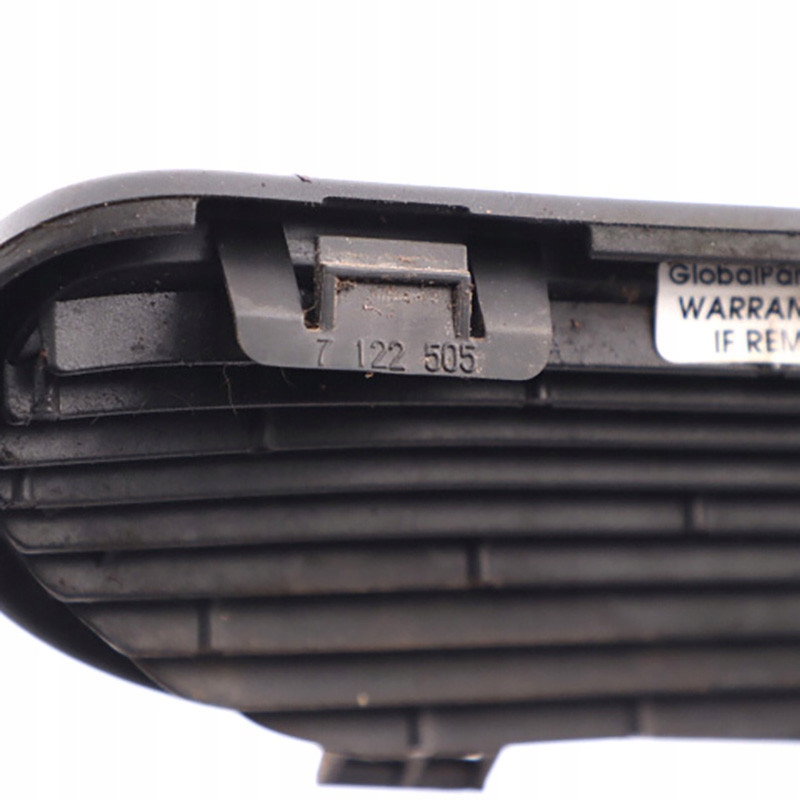 фото №12, Mini cooper r50 r52 r53 решётка жабо капот передняя левая 7122505