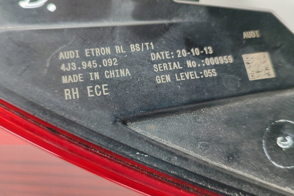 фото №7, Audi e-tron gt задние правое свет задние 4j3945092 электрика 2022 lhd 2