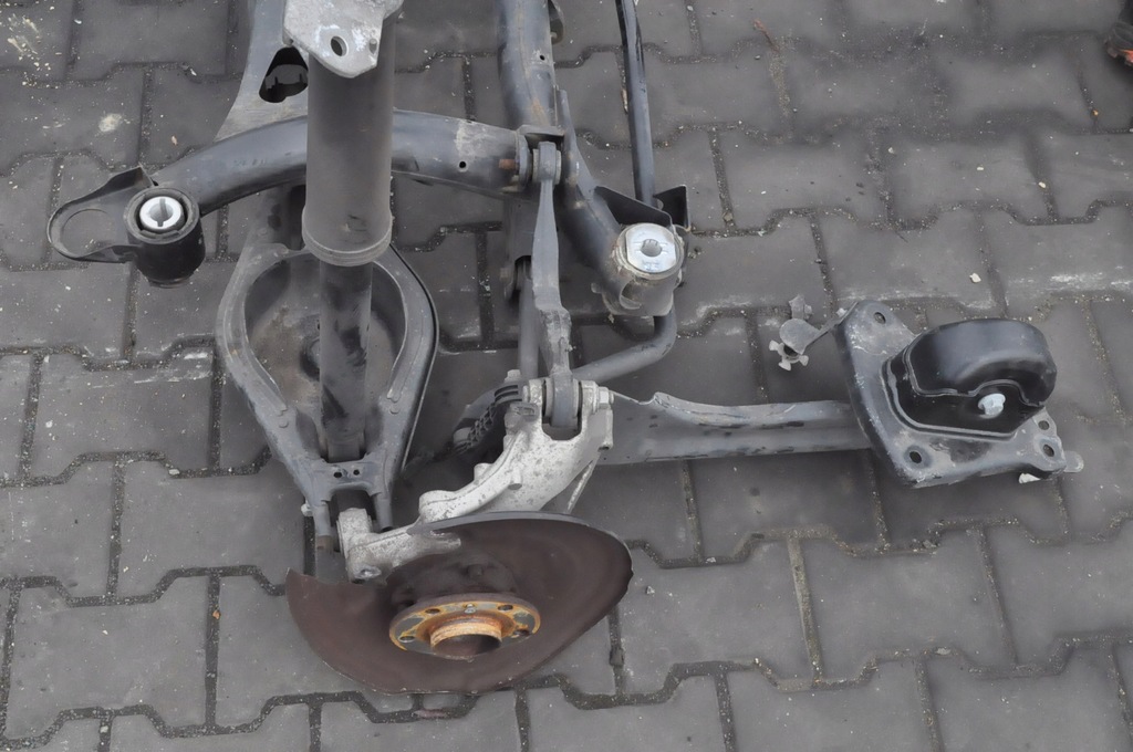 фото №7, Volvo xc40 2018підвіска задня задні балка підвіска задня 32269606