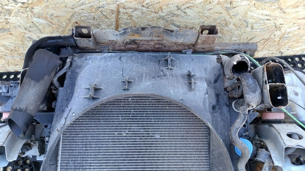 фото №9, Land rover discovery iii 2.7d pas передній комплект