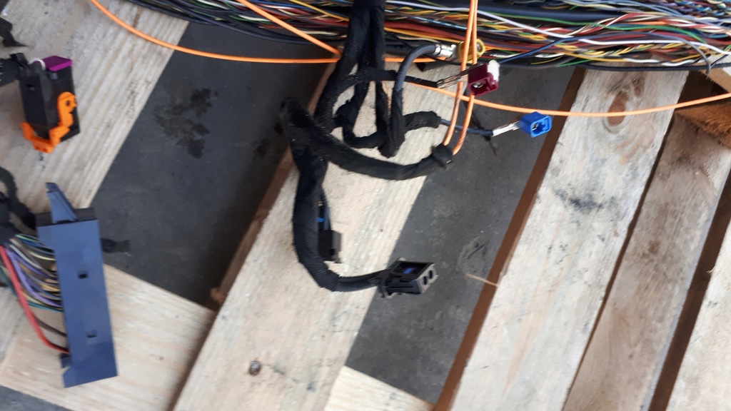 фото №8, A7 4g жгут усилителя bang olufsen a6 c7 4g