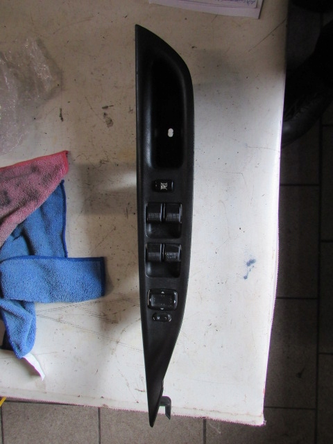 фото №1, Переключатель окон левый mazda 6