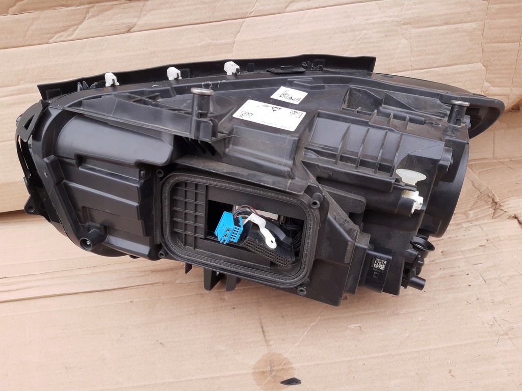 фото №9, Mercedes b w247 правая лампа led multibeam