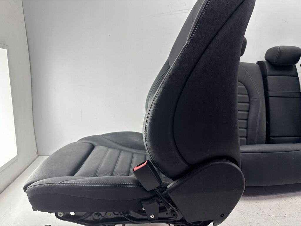 фото №13, Mercedes-benz eqc 2022 сиденья / заднее сиденье / комплект