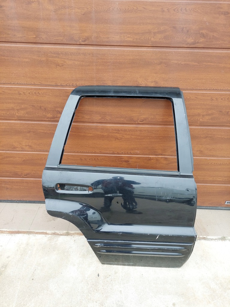 Купить Дверь правое  задний jeep grand cherokee wj 99-05r