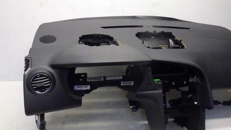 фото №11, Панель приладів панель приладів подушка безпеки водія пасажира ремені демонтаж проекційний дисплей peugeot 3008 i