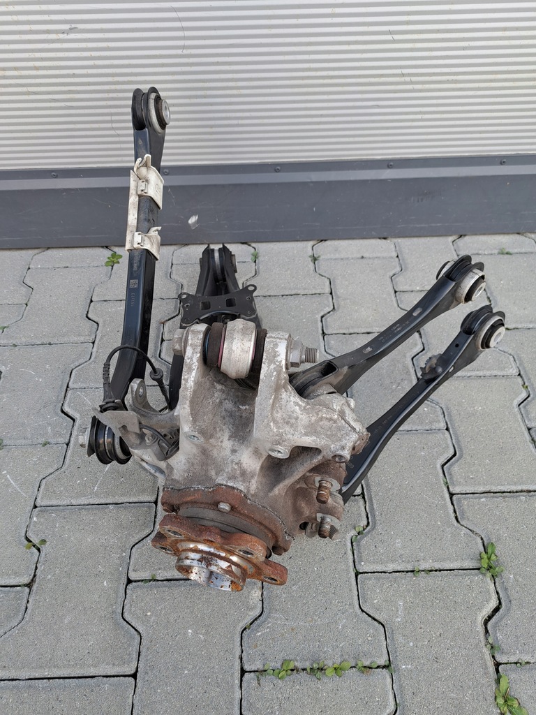 фото №9, Поворотний кулак важелі правий задня bmw g26 i4 6893274 комплект