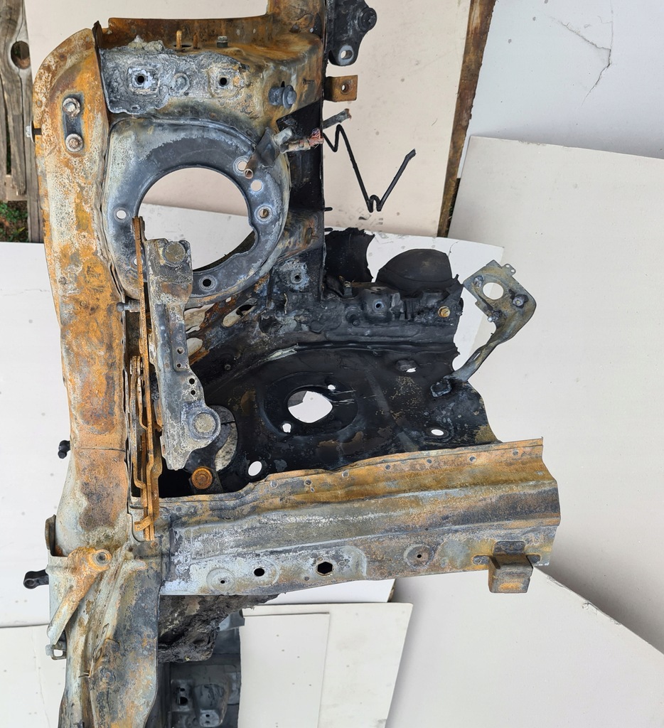 фото №5, Bmw x1 f48 чверть лівий перед ліва поріг блок двигуна