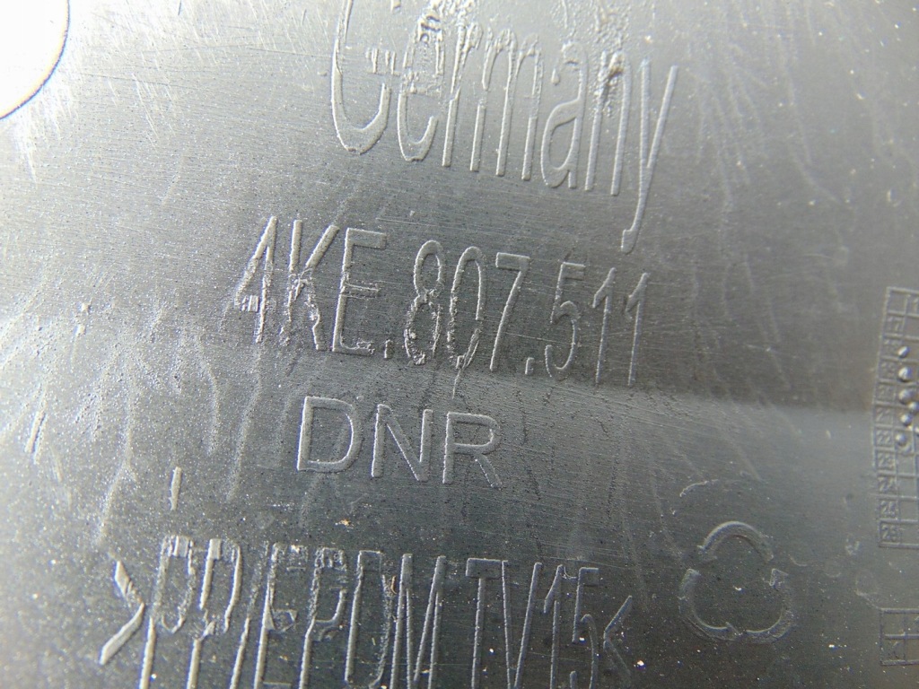 фото №16, Бампер задній задня audi e-tron 4ke807511