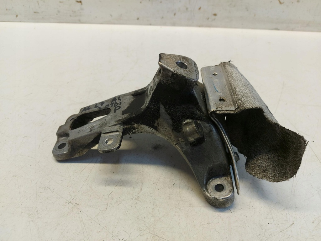 фото №1, Audi a6 c7 allroad кронштейн кронштейн двигуна