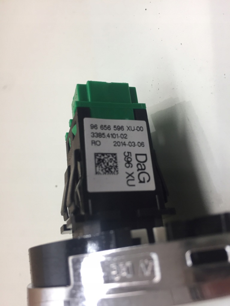 фото №3, C3 ii кнопка вимикач блокування двері замка