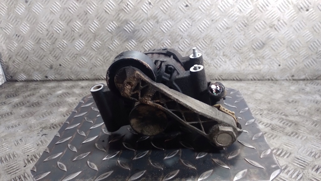 Купить Генератор peugeot 207