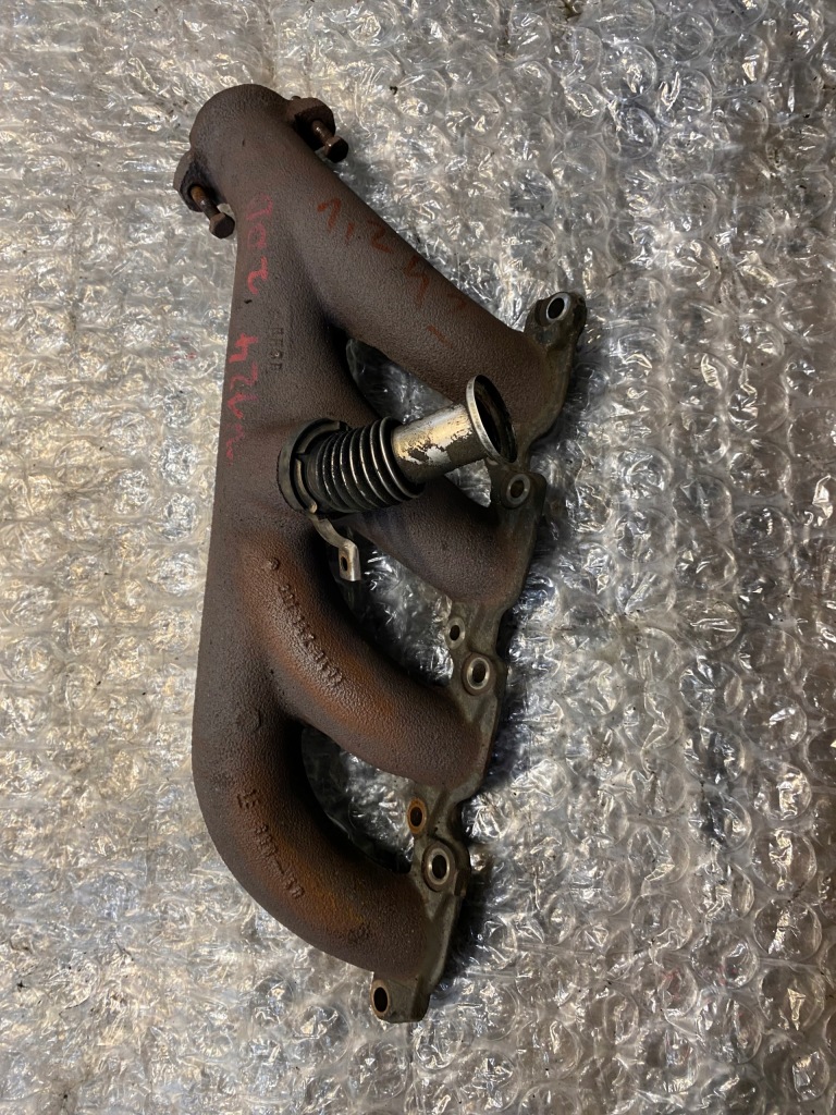 Купити Mercedes w124 2.0d колектор випускний