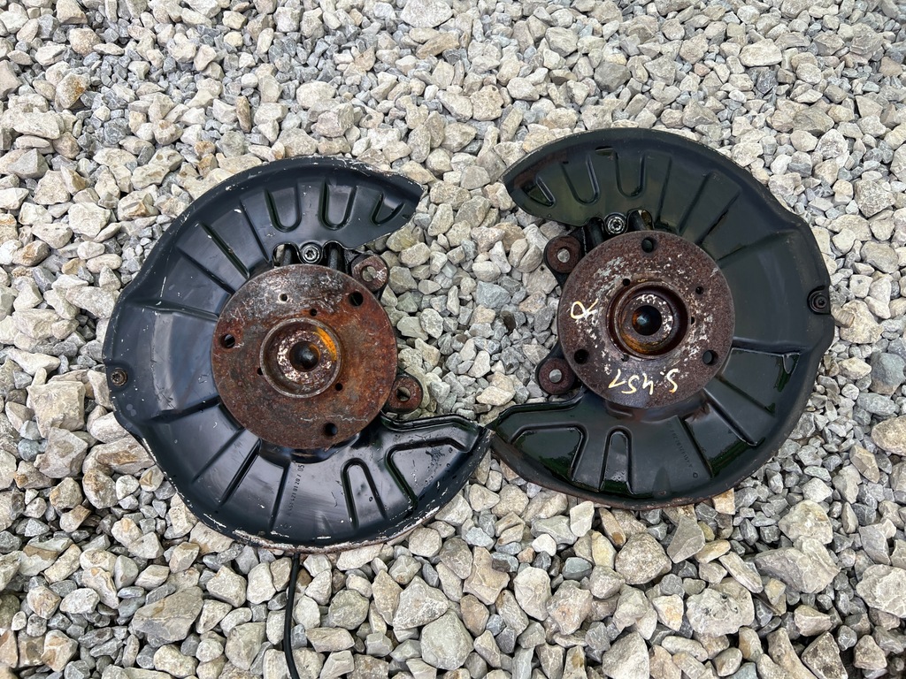 фото №1, Smart fortwo 451 поворотний кулак права перед