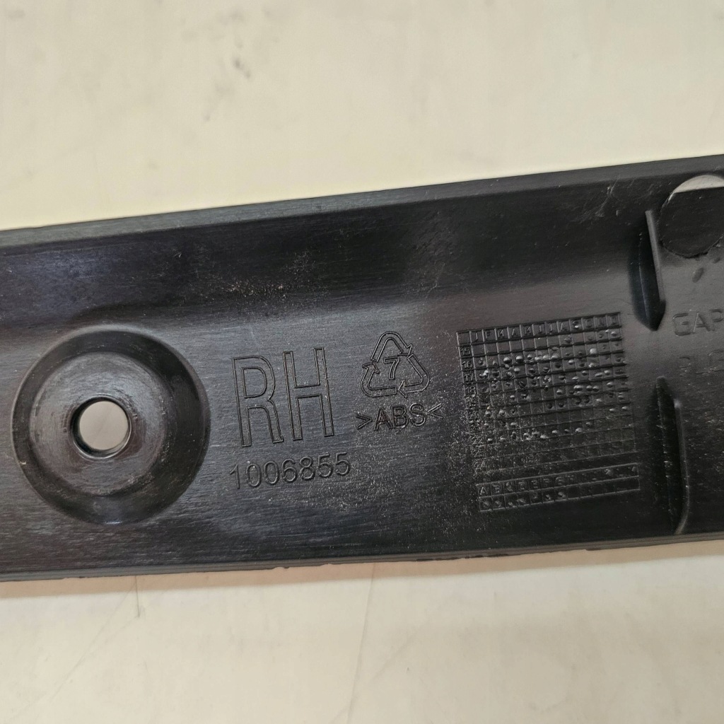 фото №12, Датчик крышки багажника правая tesla model x plaid 2022r 1056300-00-d