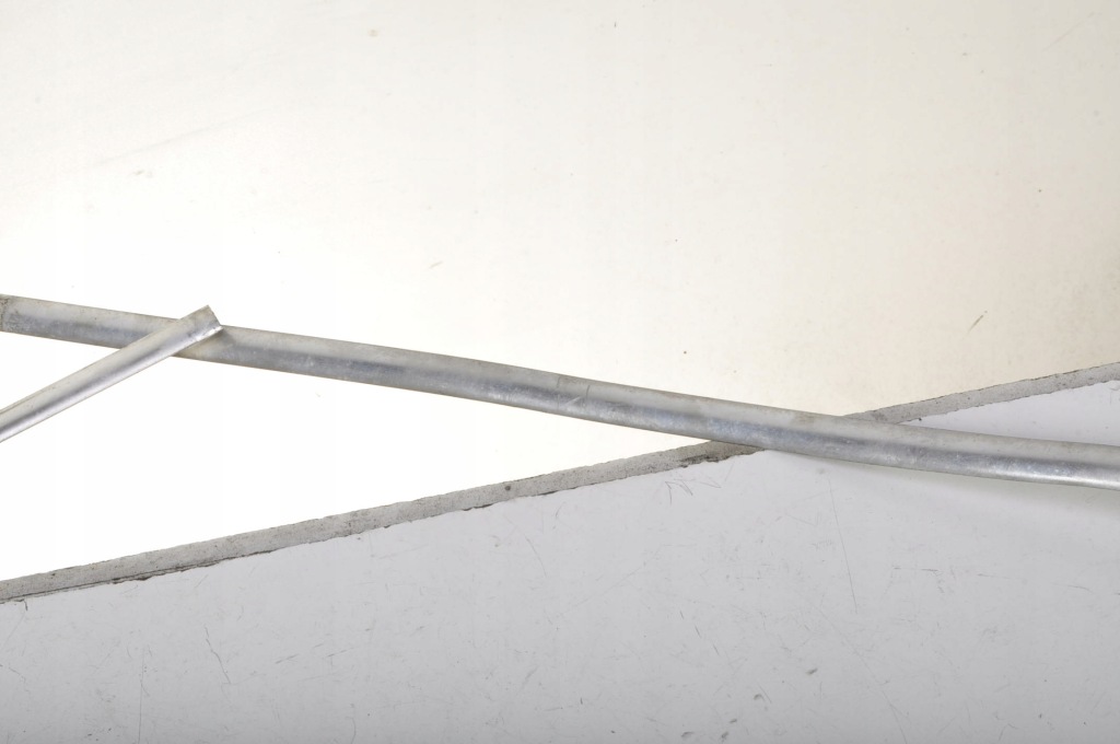 Bmw e24 молдинг стекло передней лобовое комплект Киев