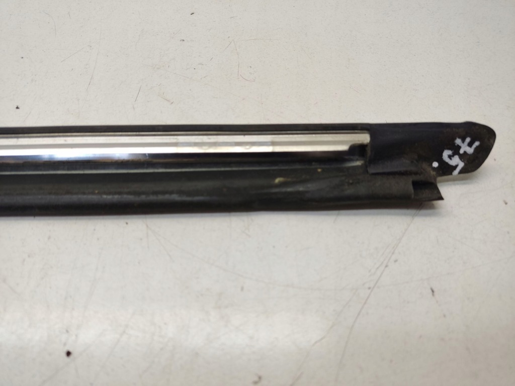 Купить Mercedes-benz r w251 2007 молдинг стекло задний a2516905380