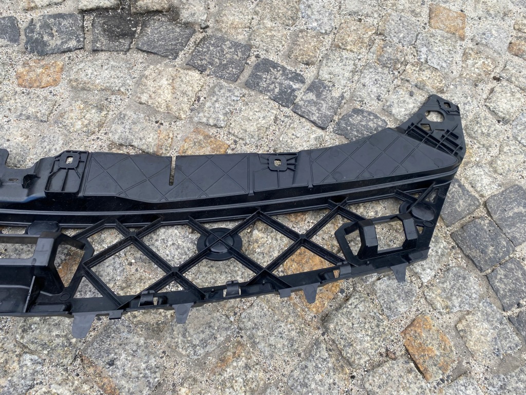 фото №12, Mercedes 118 cla amg защита накладка верхний поперечина перед 1188851403 оригинал