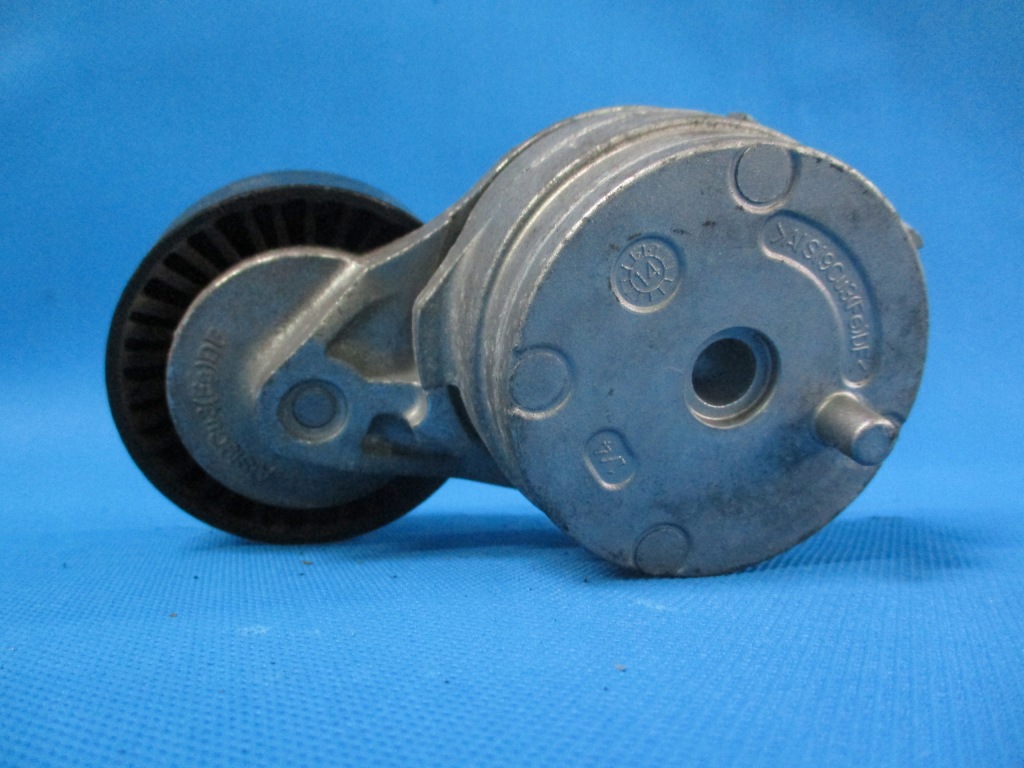 Натягувач ролик ремінь клиновий audi q7 059903133j Ціна